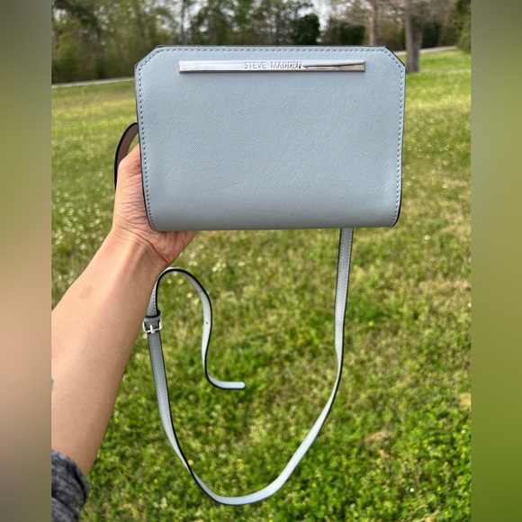 Steve Madden | Sky Blue Crossbody Purse - Picture 1 of 8